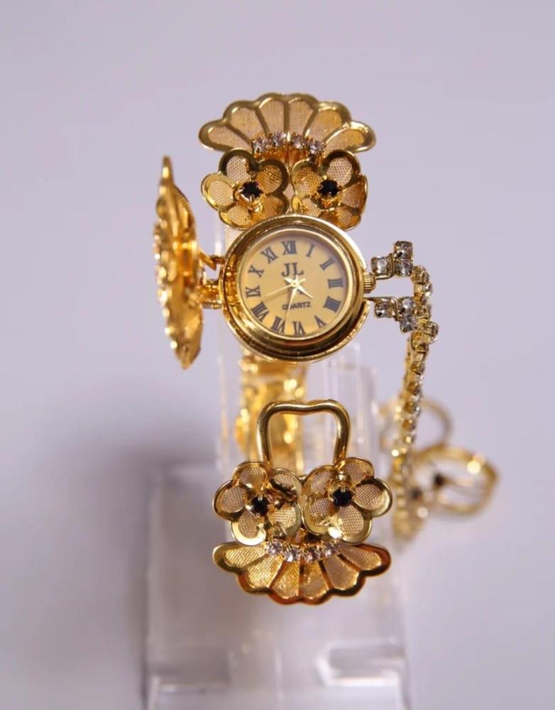 : Gold Plated Bracelet Watch Bangle