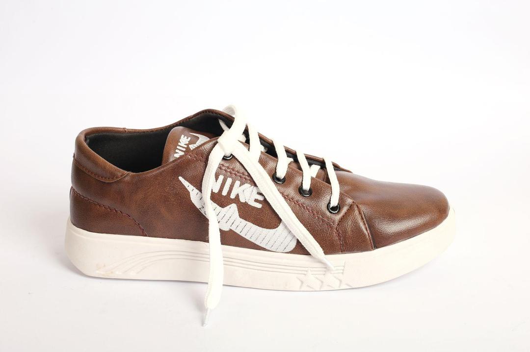 Stylish Men's Brown Synthetic Leather Sneakers - Casual Comfort